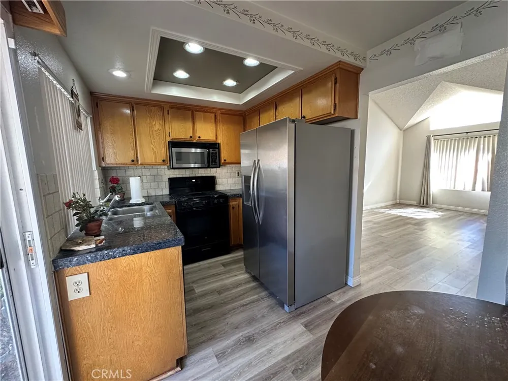 1228 Hogan Banning, CA 92220