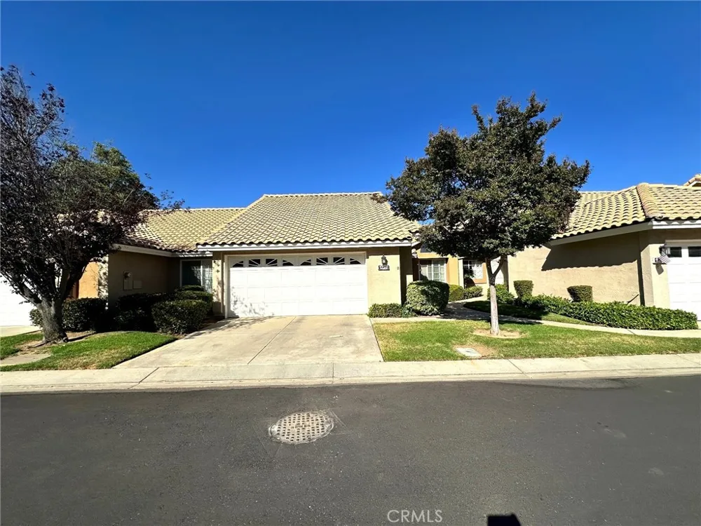 1228 Hogan Banning, CA 92220