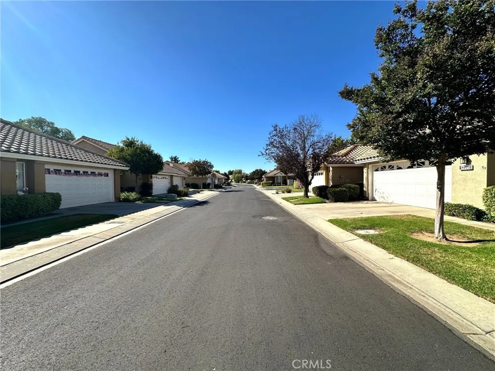 1228 Hogan Banning, CA 92220
