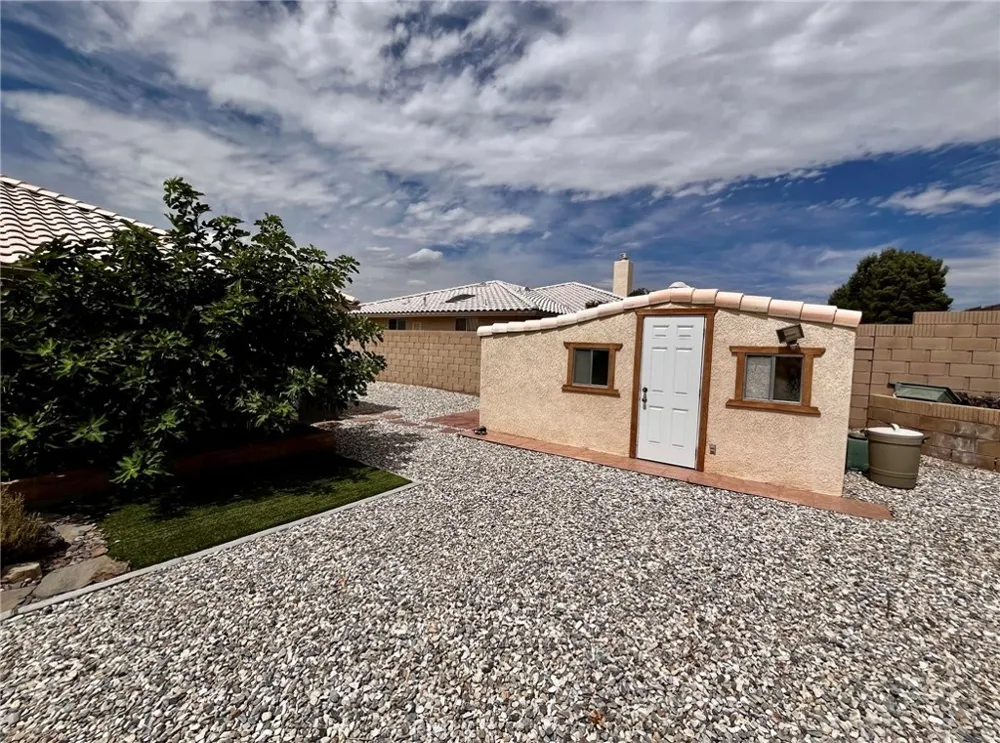 12753 Quail Covey Road Apple Valley, CA 92308
