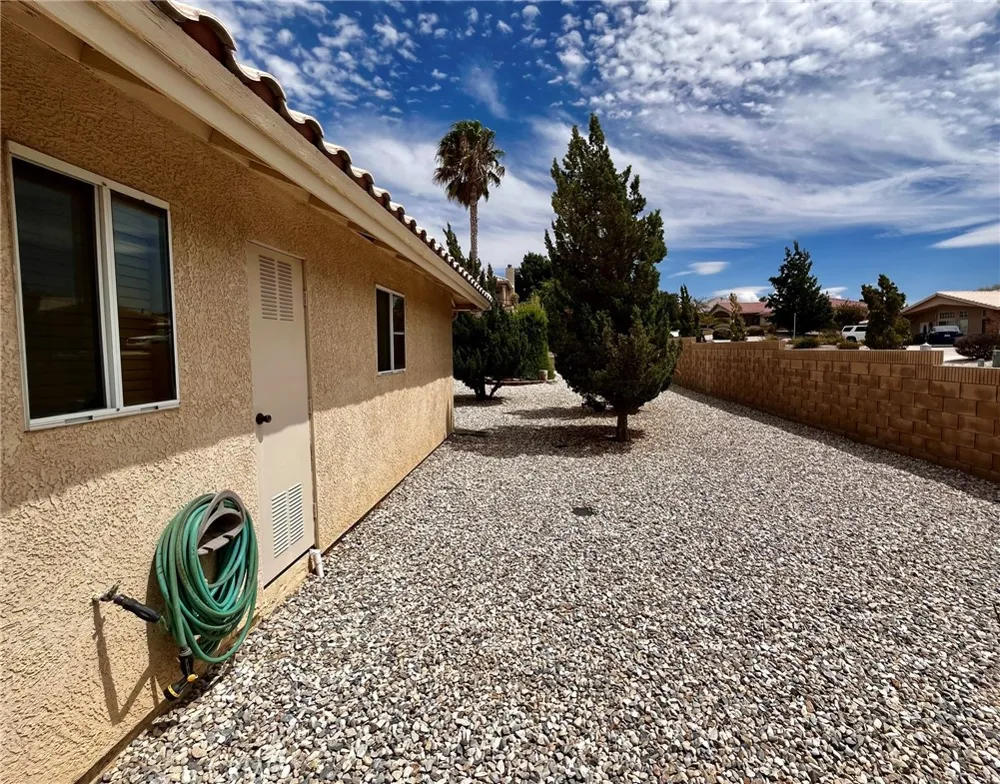 12753 Quail Covey Road Apple Valley, CA 92308