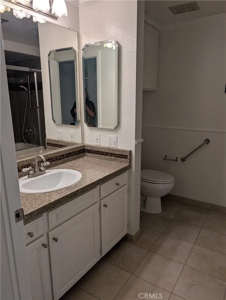 475 Calle Cadiz #D Laguna Woods, CA 92637
