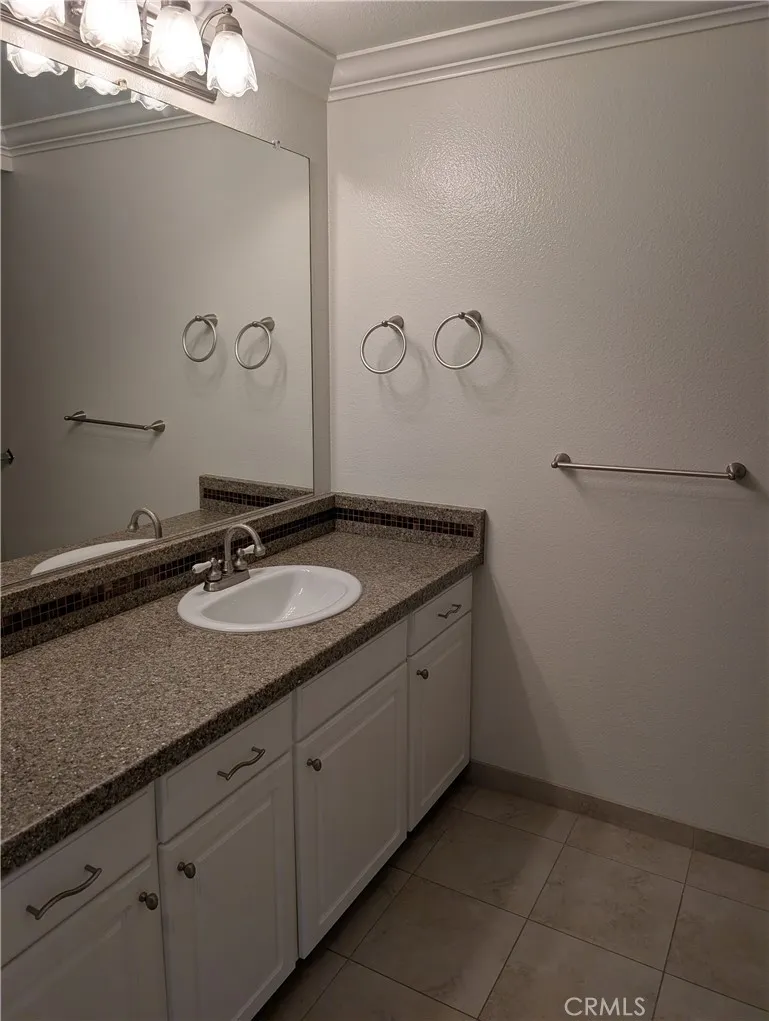475 Calle Cadiz #D Laguna Woods, CA 92637