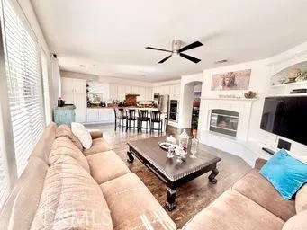 4432 Alder Circle Moorpark, CA 93021