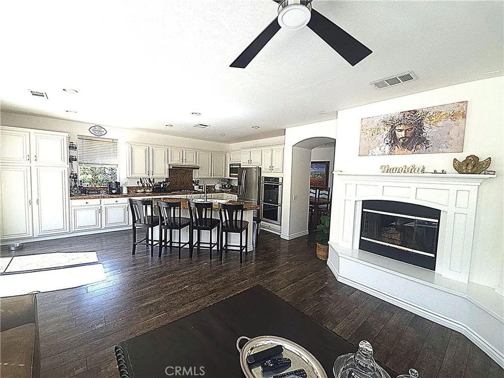 4432 Alder Circle Moorpark, CA 93021
