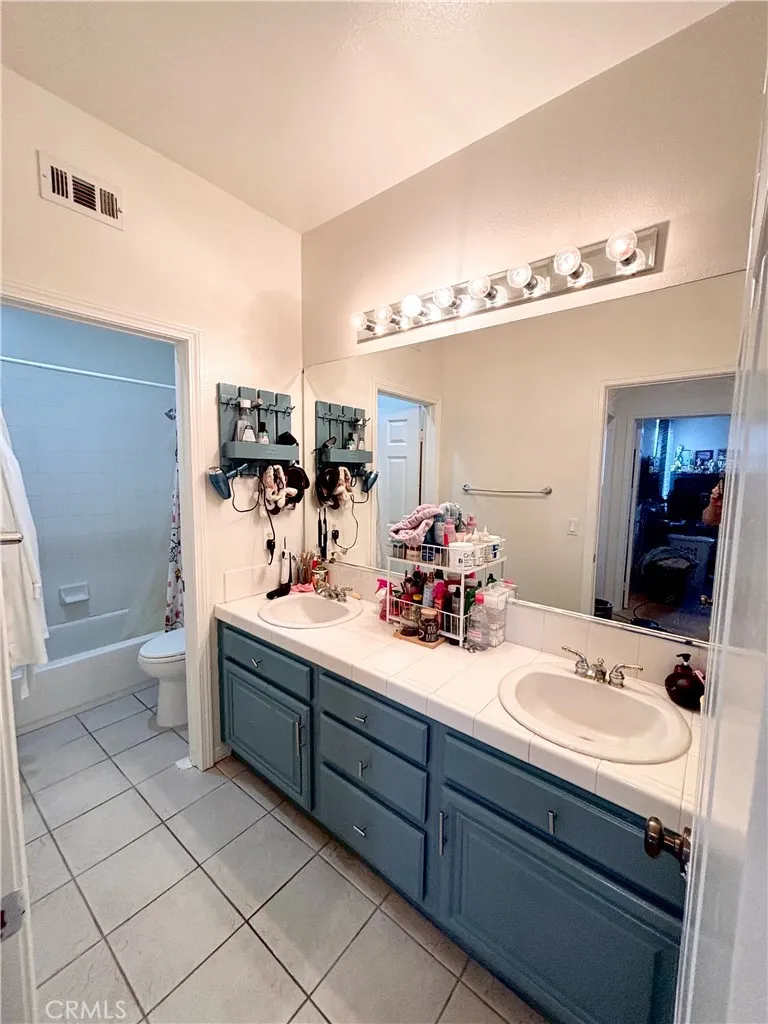 4432 Alder Circle Moorpark, CA 93021