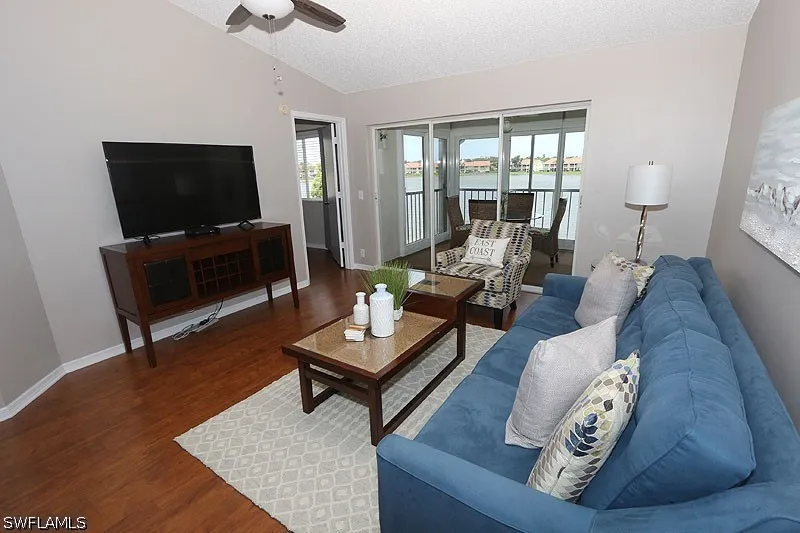 Emerald Circle #201 Naples, FL 34109
