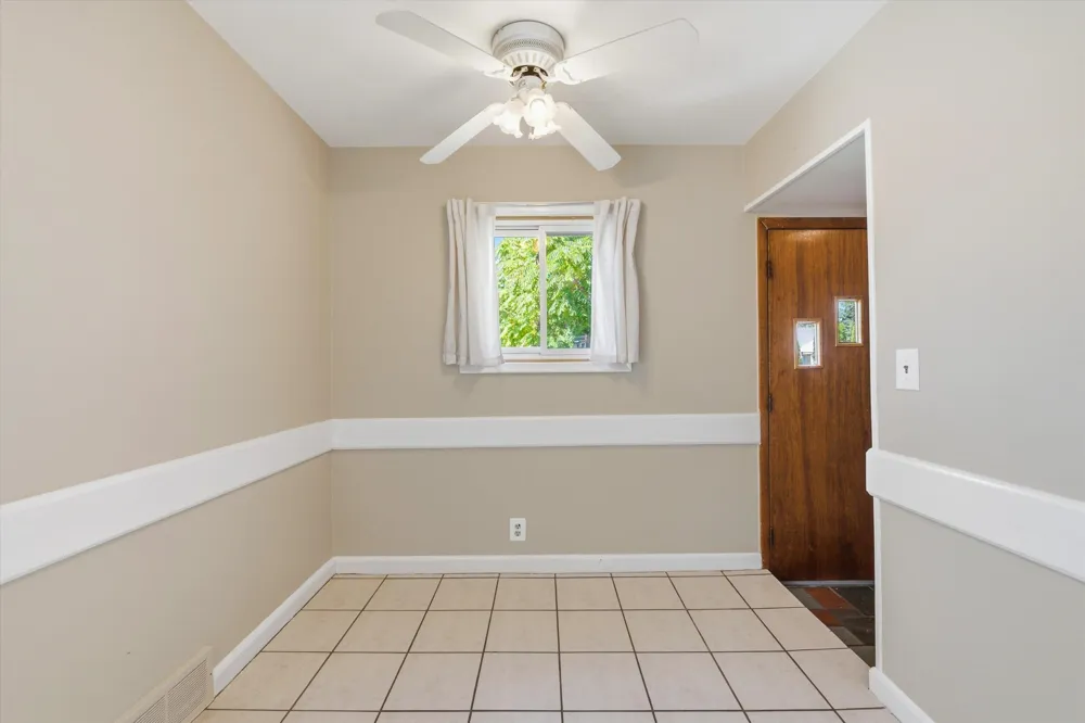 4159 Monroe Street Dearborn Heights City, MI 48125