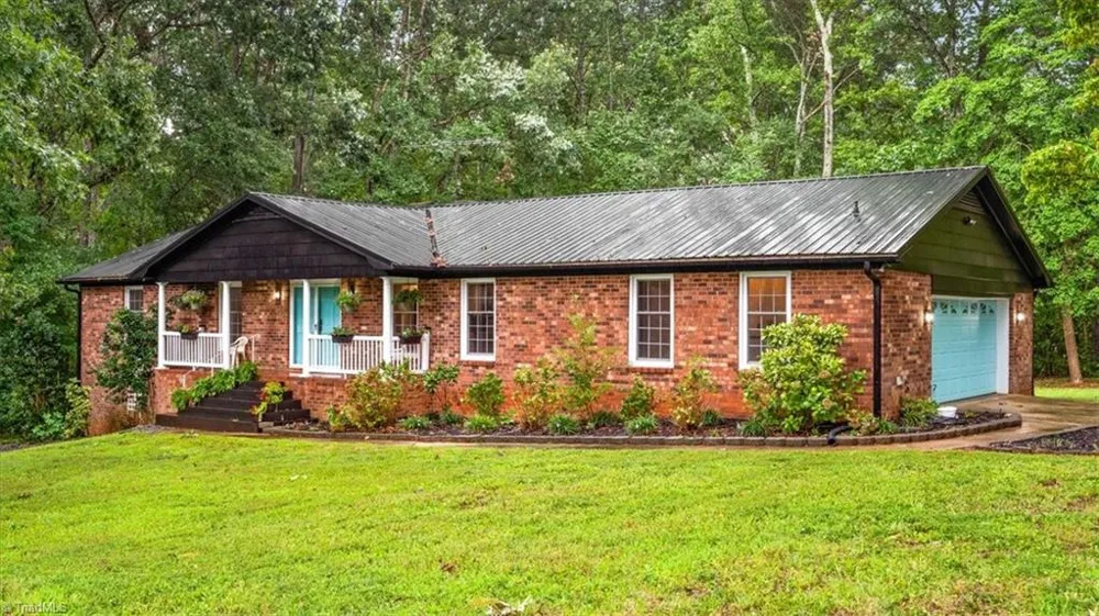 681 Foxcroft Drive Lexington, NC 27292