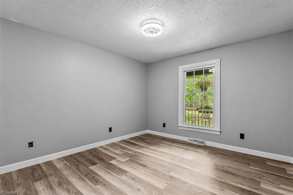681 Foxcroft Drive Lexington, NC 27292