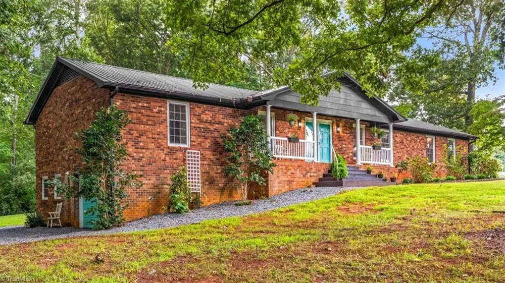 681 Foxcroft Drive Lexington, NC 27292