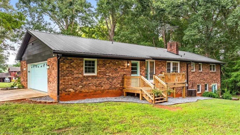 681 Foxcroft Drive Lexington, NC 27292