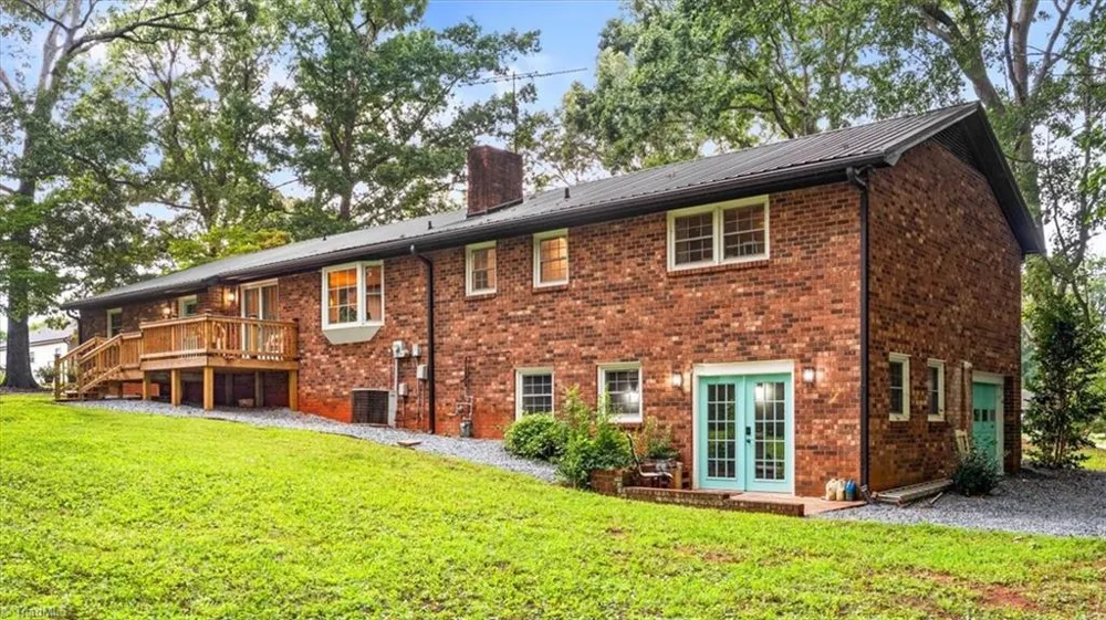 681 Foxcroft Drive Lexington, NC 27292