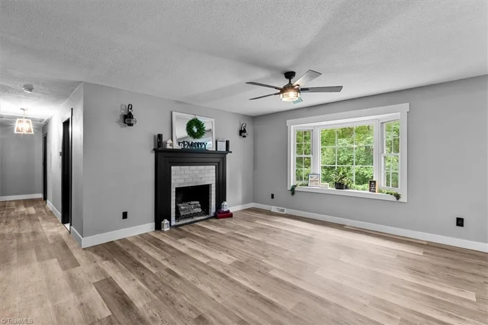 681 Foxcroft Drive Lexington, NC 27292