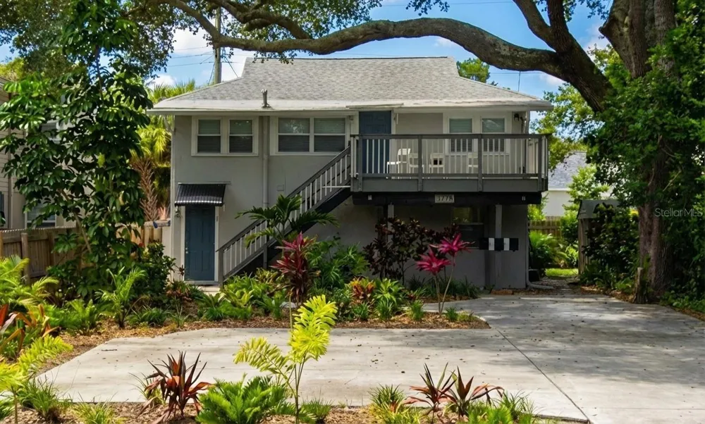 3734 BURLINGTON AVENUE #1 St Petersburg, FL 33713