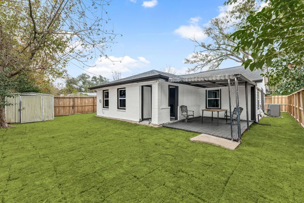 7630 Lady Street Houston, TX 77021
