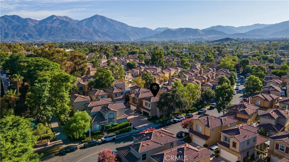 17 Calle De Los Ninos Rancho Santa Margarita, CA 92688