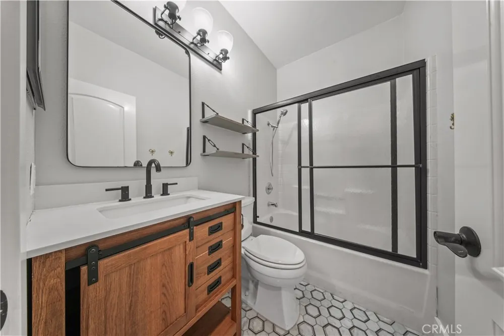 17 Calle De Los Ninos Rancho Santa Margarita, CA 92688