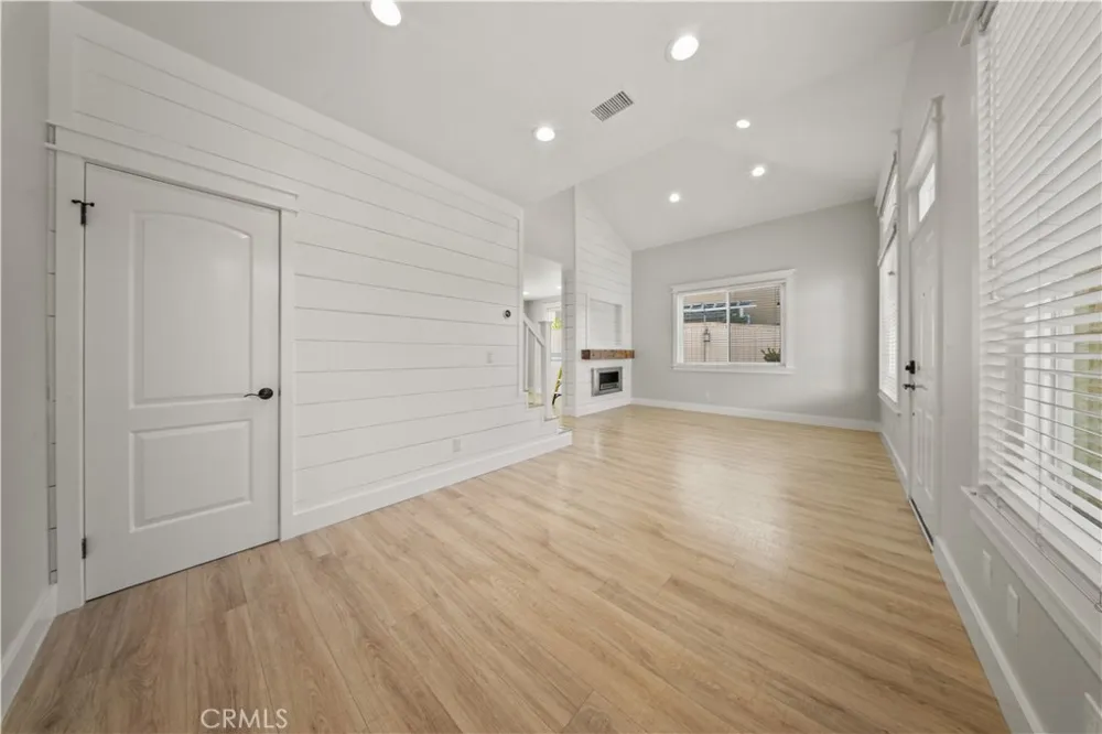 17 Calle De Los Ninos Rancho Santa Margarita, CA 92688