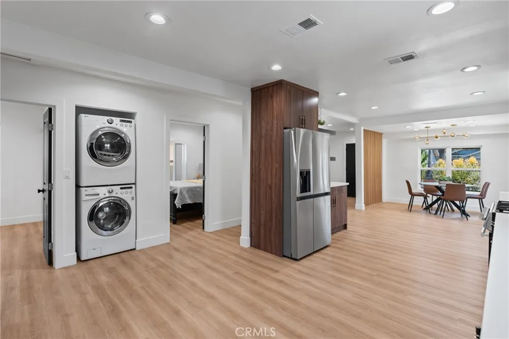 5107 Cimarron Los Angeles, CA 90062