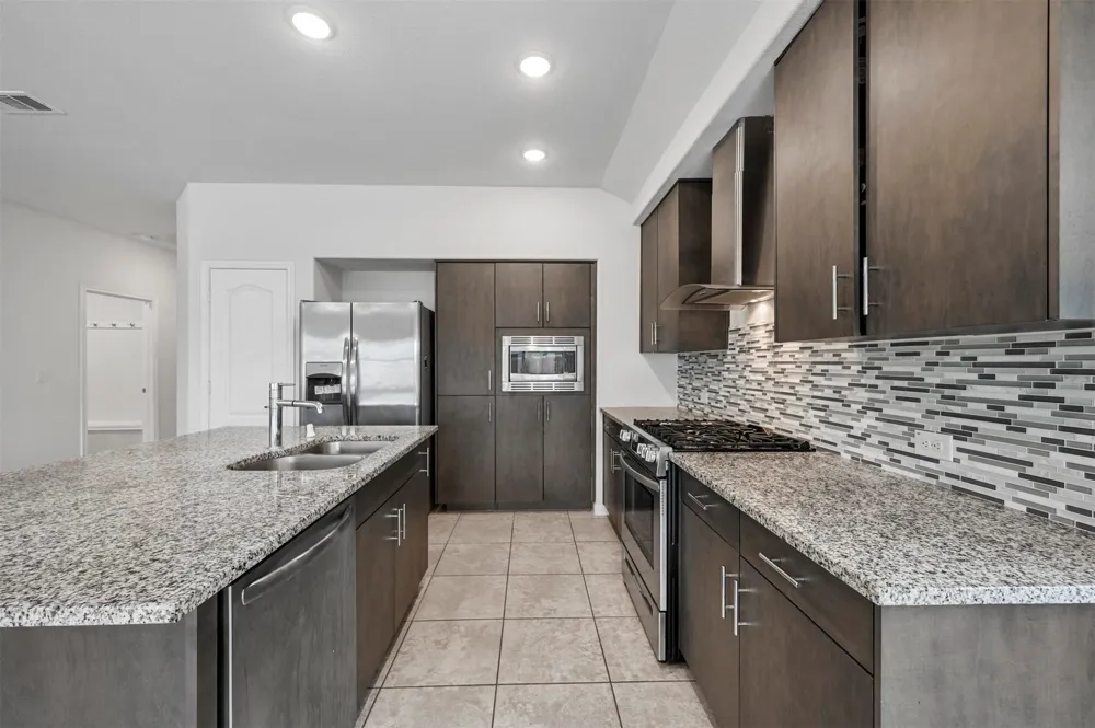 1105 Faringdon Drive Anna, TX 75409
