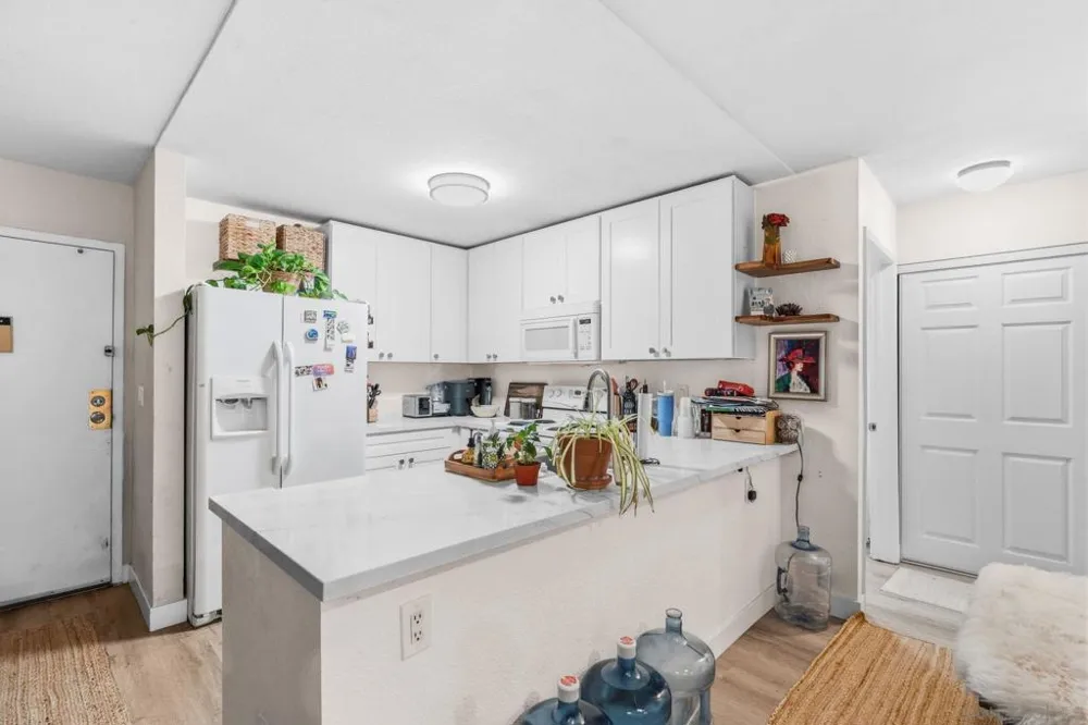 6255 Rancho Mission Rd. #110 San Diego, CA 92108