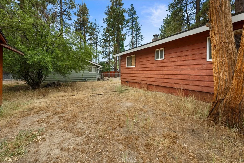 904 Michael Big Bear City, CA 92314