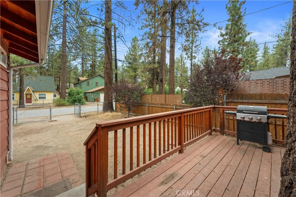 904 Michael Big Bear City, CA 92314