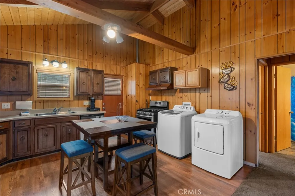 904 Michael Big Bear City, CA 92314