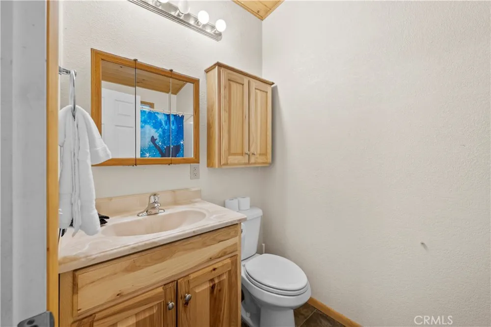 904 Michael Big Bear City, CA 92314