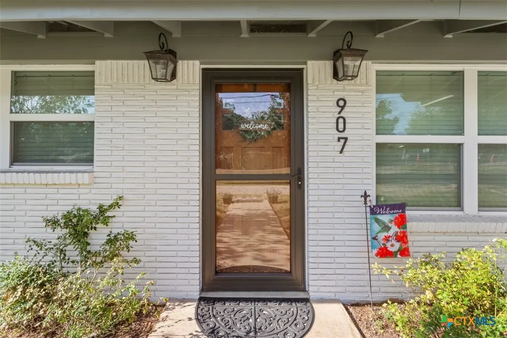 907 E Main Street Little River Academy, TX 76554