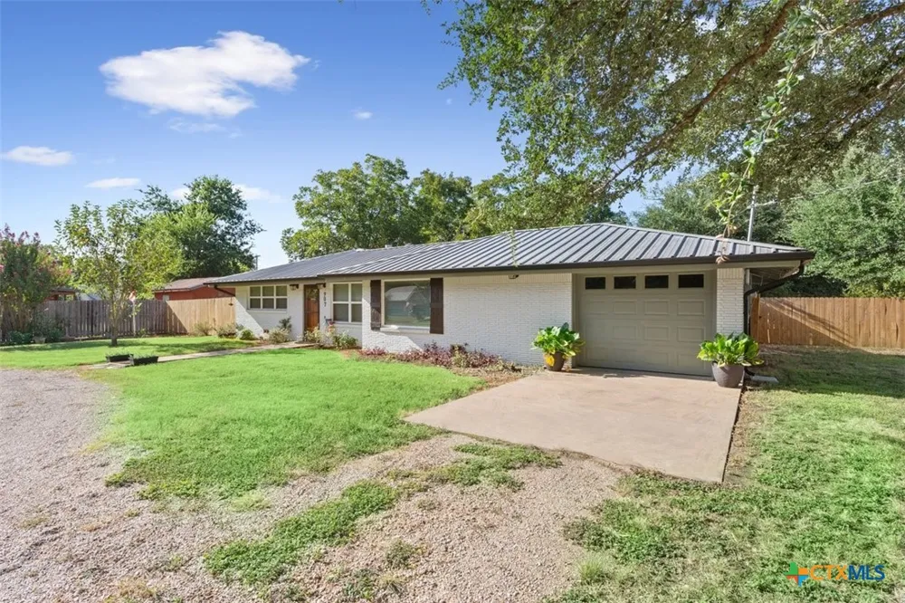 907 E Main Street Little River Academy, TX 76554