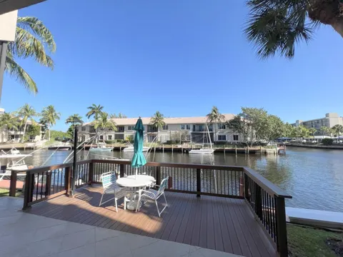 1 Royal Palm Way #3050