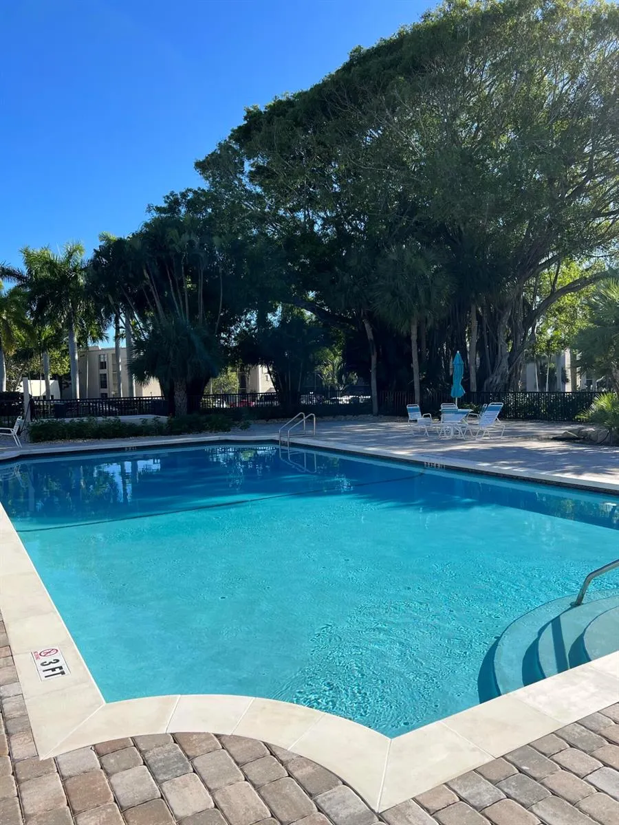 1 Royal Palm Way #3050 Boca Raton, FL 33432