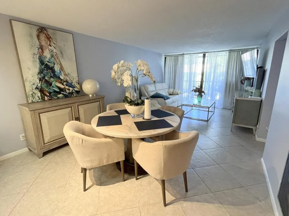 1 Royal Palm Way #3050 Boca Raton, FL 33432