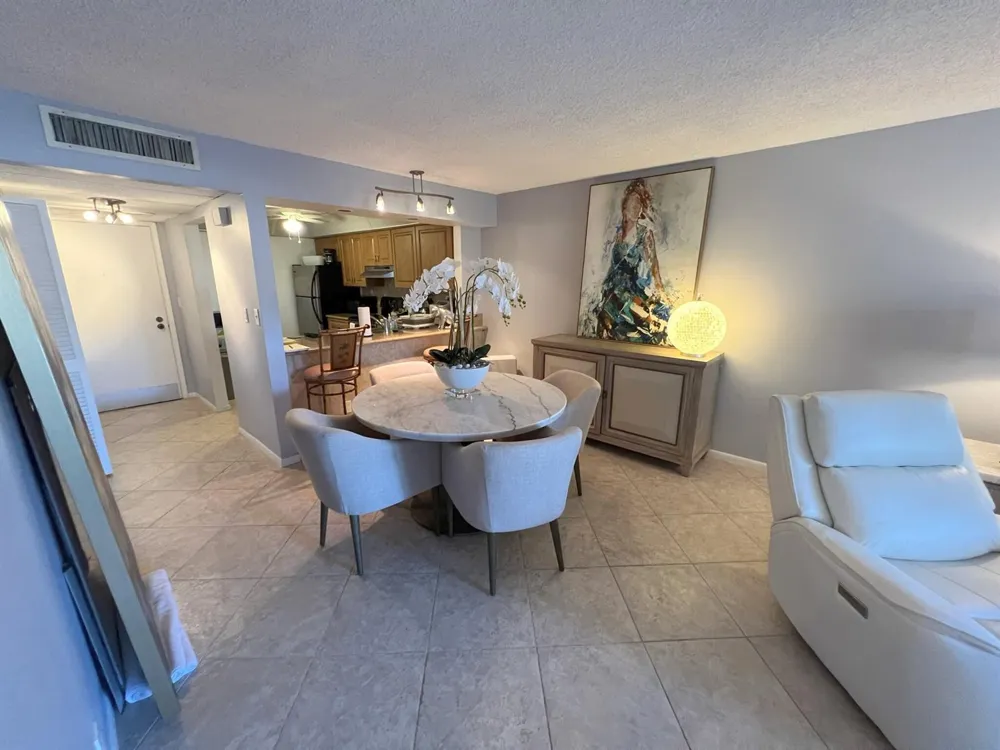 1 Royal Palm Way #3050 Boca Raton, FL 33432