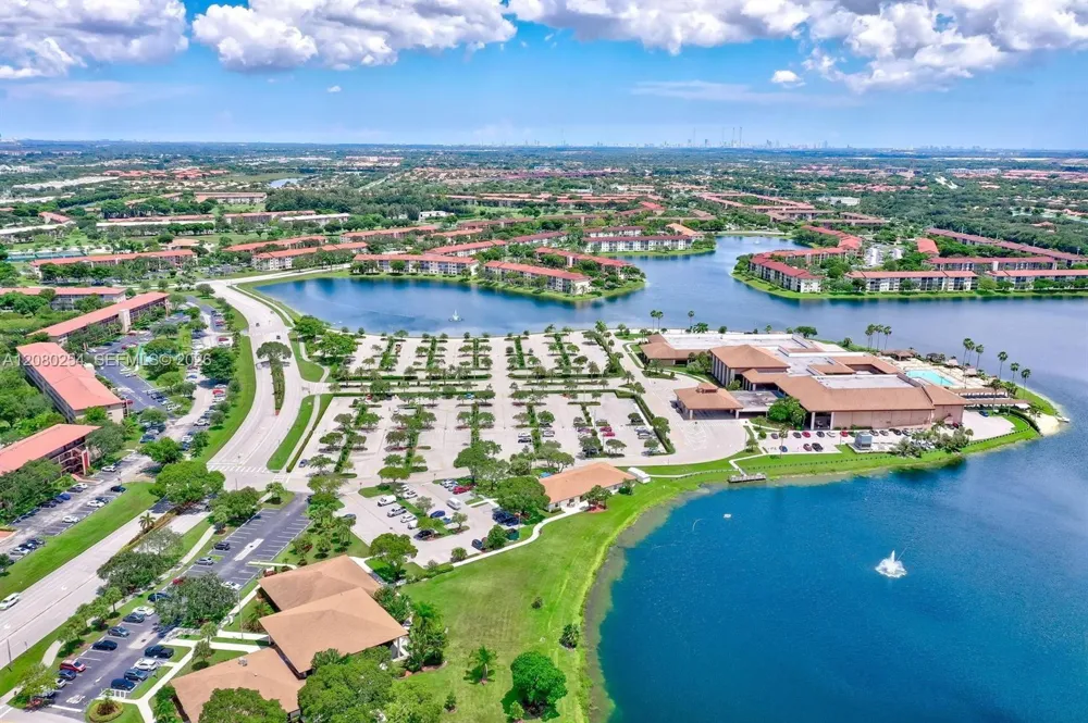 13105 SW 16th Ct #204L Pembroke Pines, FL 33027