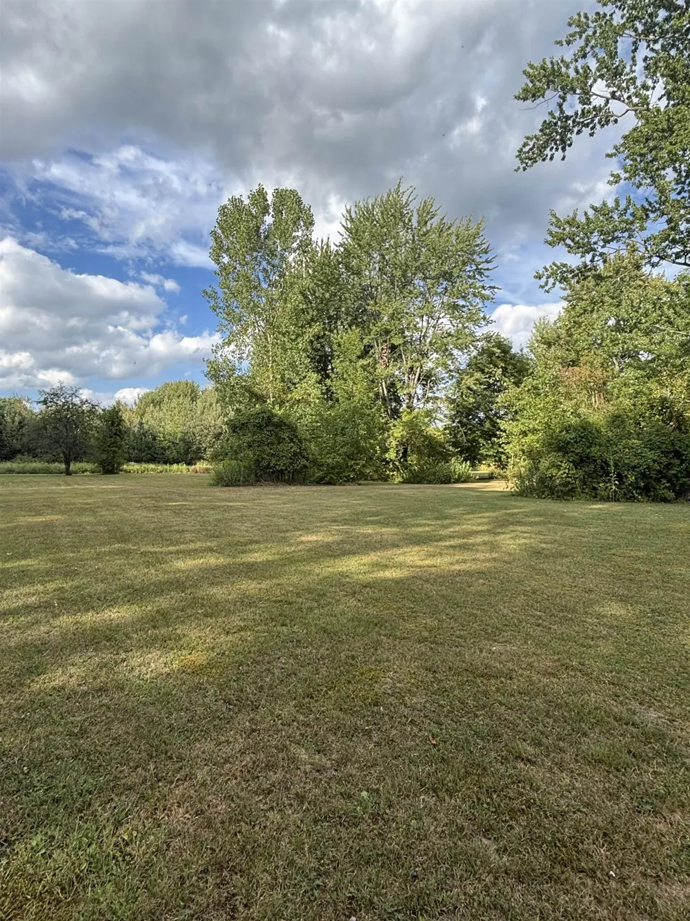 4589 Geneva Road Warren Township, MI 48618