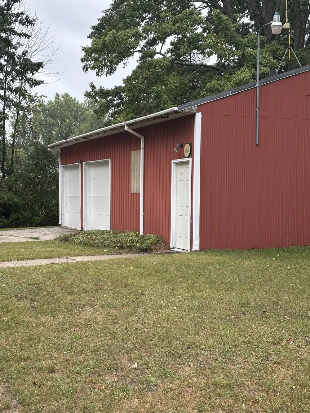4589 Geneva Road Warren Township, MI 48618