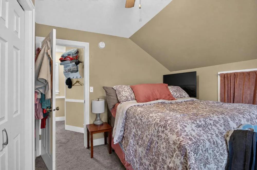 1324 E North Street Jackson City, MI 49202