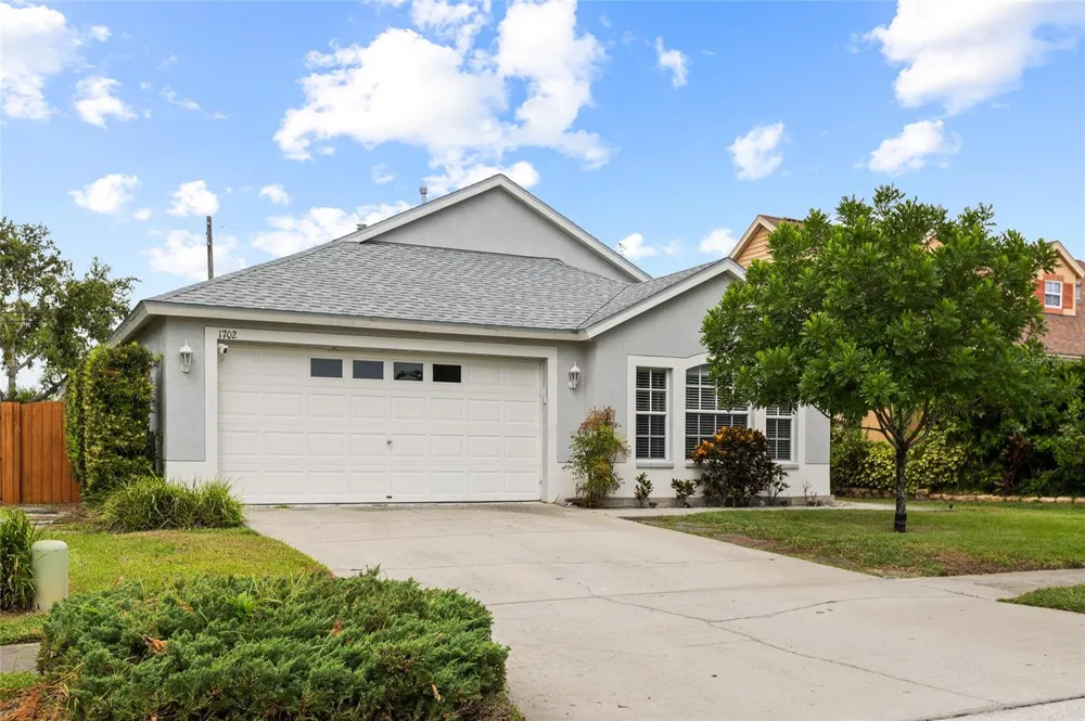 1702 MEADOW OAK LANE Tarpon Springs, FL 34689