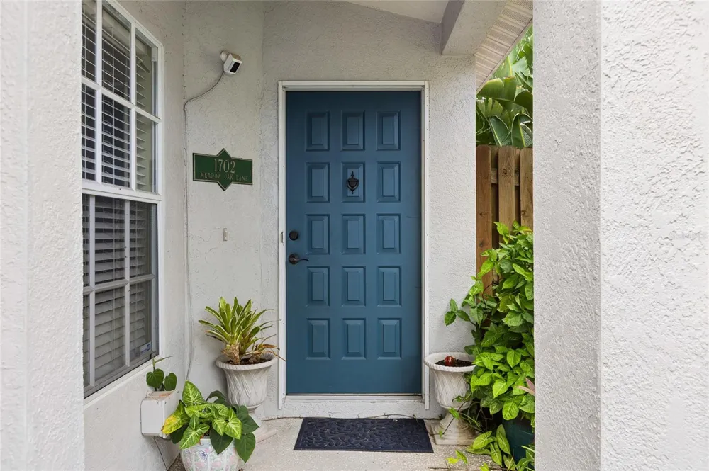 1702 MEADOW OAK LANE Tarpon Springs, FL 34689