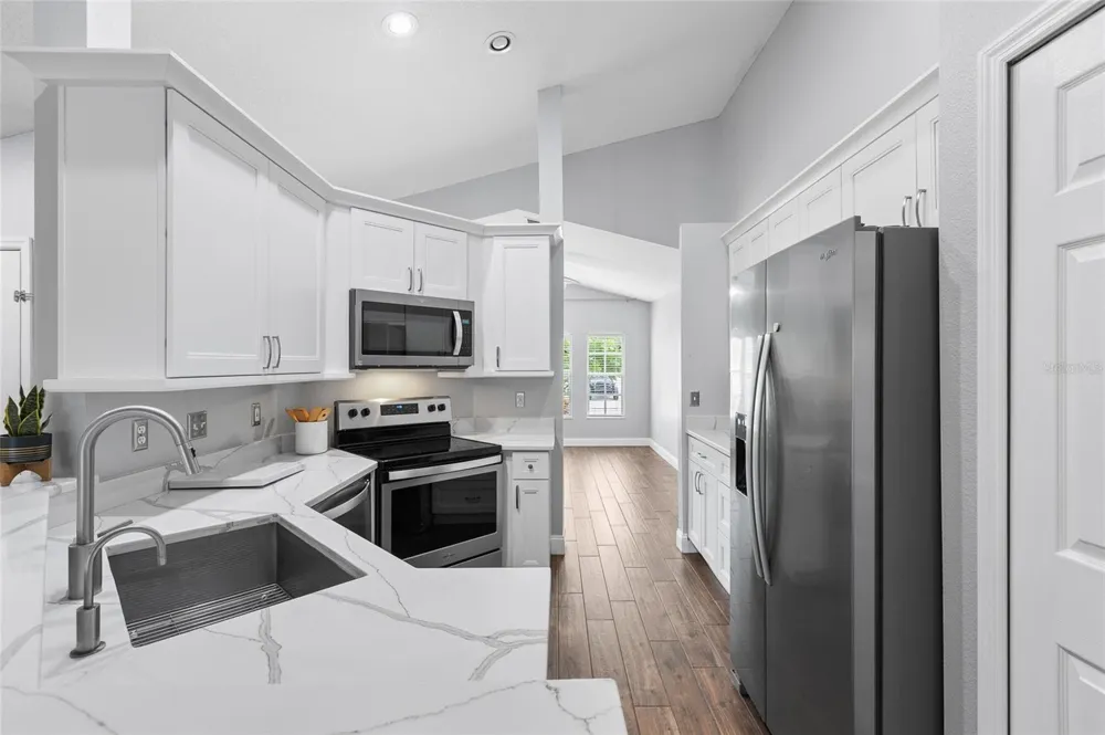 1702 MEADOW OAK LANE Tarpon Springs, FL 34689