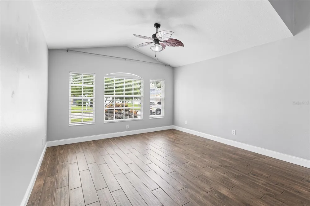 1702 MEADOW OAK LANE Tarpon Springs, FL 34689