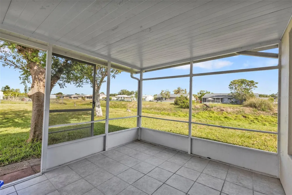 8172 TRIONFO AVENUE North Port, FL 34287