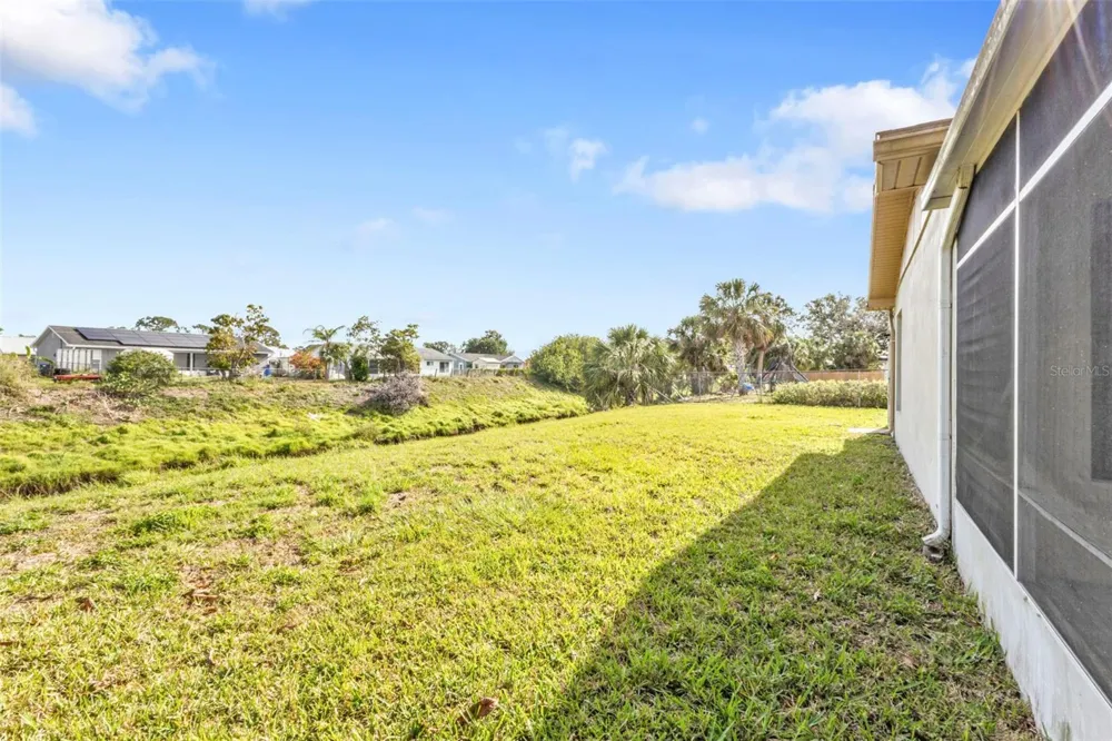 8172 TRIONFO AVENUE North Port, FL 34287