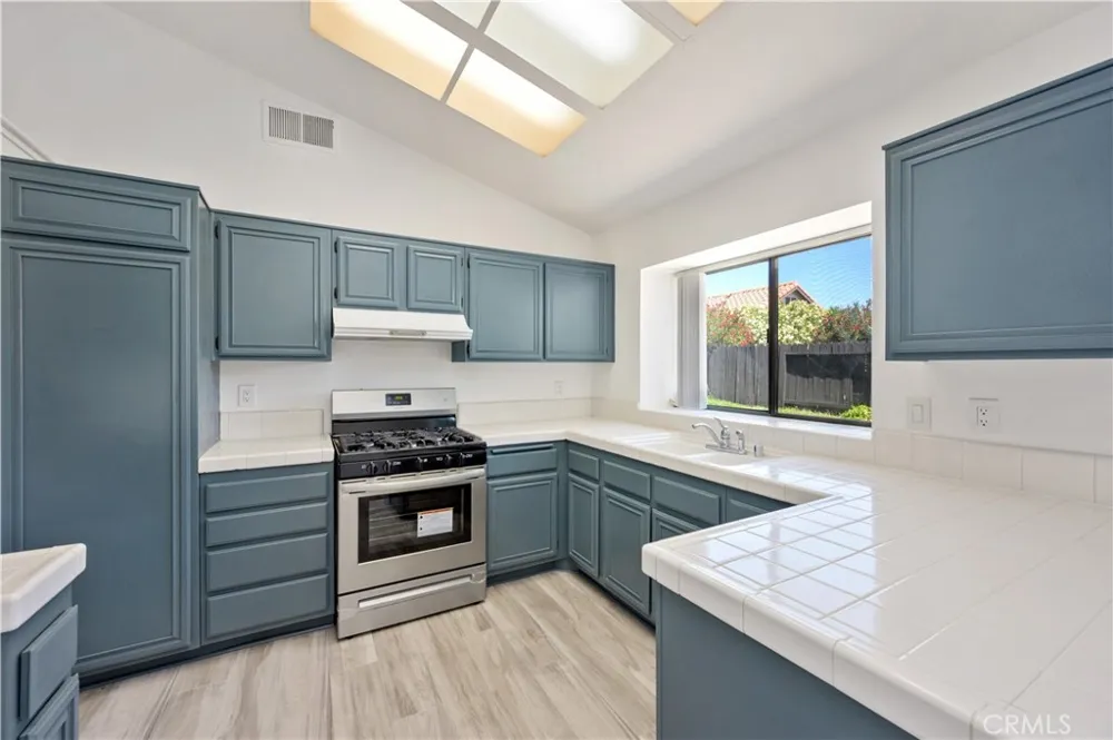 511 Big Sky Ter Palmdale, CA 93551