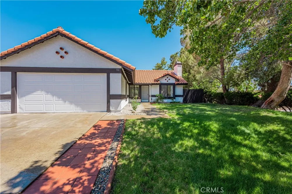 511 Big Sky Ter Palmdale, CA 93551