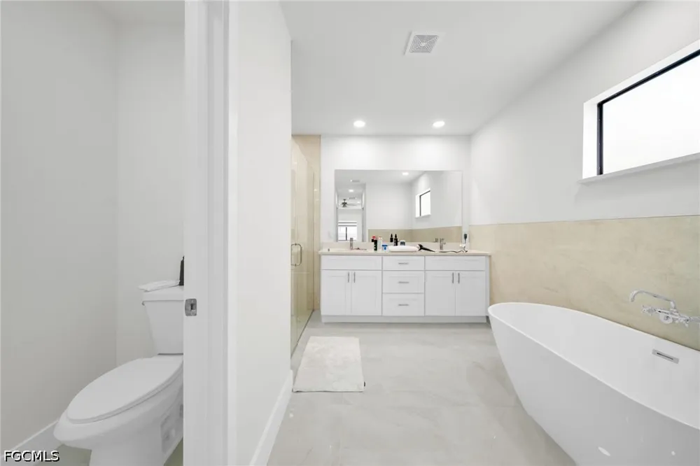 SW 34th Place Cape Coral, FL 33991