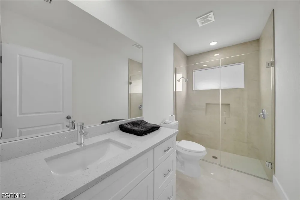SW 34th Place Cape Coral, FL 33991